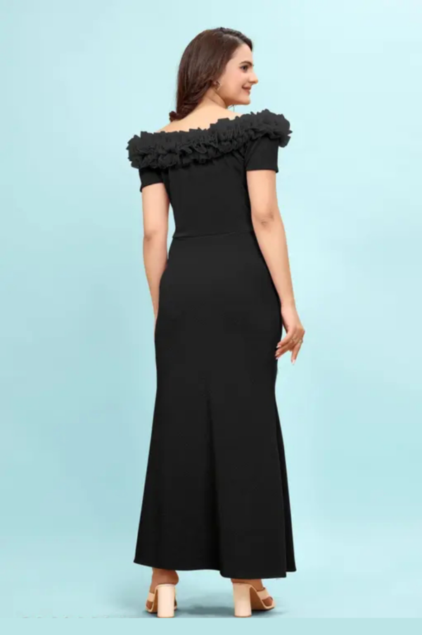 Stylish Bodycon Midi Dress - Image 9